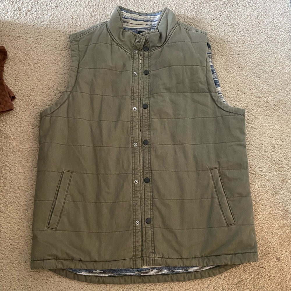 Men’s Union Quilted Vest - Picture 2 of 5